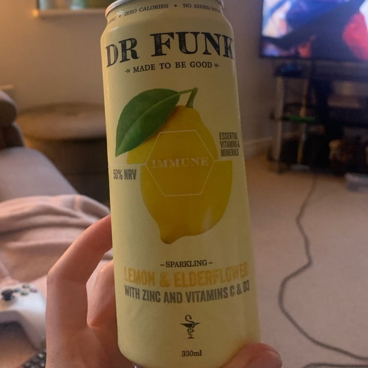 photo of Dr funk Vitamin Sparkling Lemon Drink shared by @laradoran on  10 Jan 2023 - review