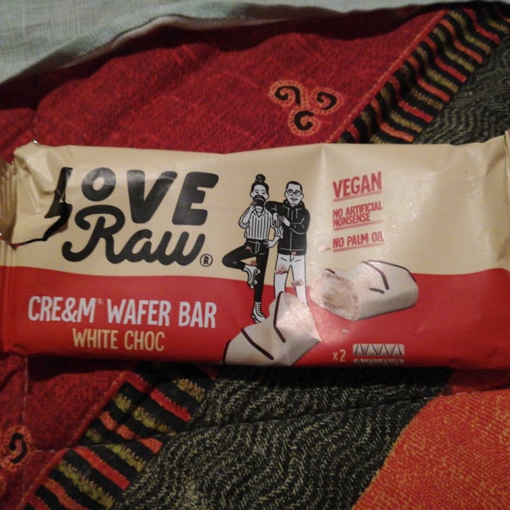 photo of LoveRaw Cre&m Wafer bar Milk Choc shared by @monizorry on  06 Jun 2023 - review