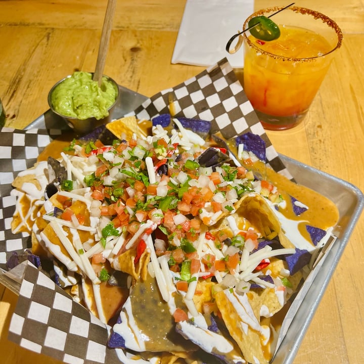 photo of Mexhico Restaurant Mexhico house nachos shared by @thealexrae on  26 Mar 2023 - review