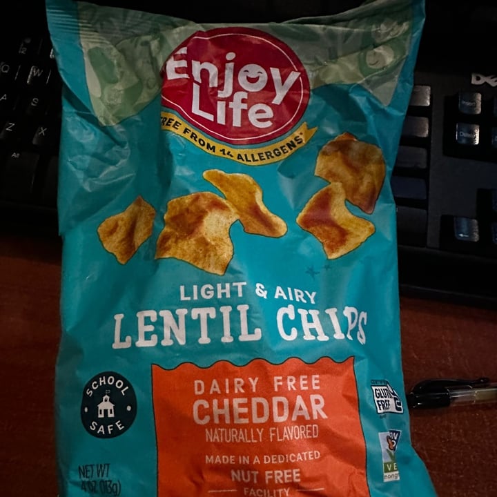 photo of Enjoy Life Light & Airy Lentil Chips Dairy Free Cheddar shared by @yvegan80 on  15 Apr 2023 - review