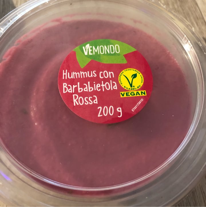 photo of Vemondo hummus barbabietola rossa shared by @janed03 on  26 Mar 2023 - review