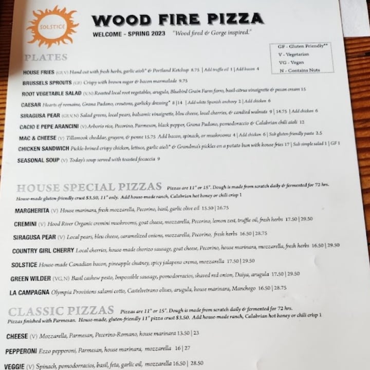 photo of Solstice Wood Fire Pizza, Bar & Catering Green Wilder Pizza shared by @veganpetite on  06 Apr 2023 - review