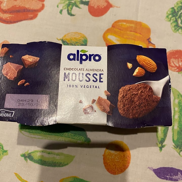 photo of Alpro Alpro mousse de chocolate almendras shared by @neil on  27 Dec 2022 - review