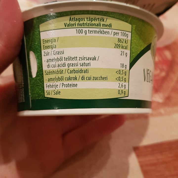 photo of Just Veg! (ALDI Italy) Vegan Spread Plain shared by @streppi9 on  16 Jan 2023 - review