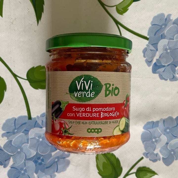 photo of Vivi Verde Coop Sugo di pomodoro con verdure biologico shared by @akob98 on  13 Jan 2023 - review