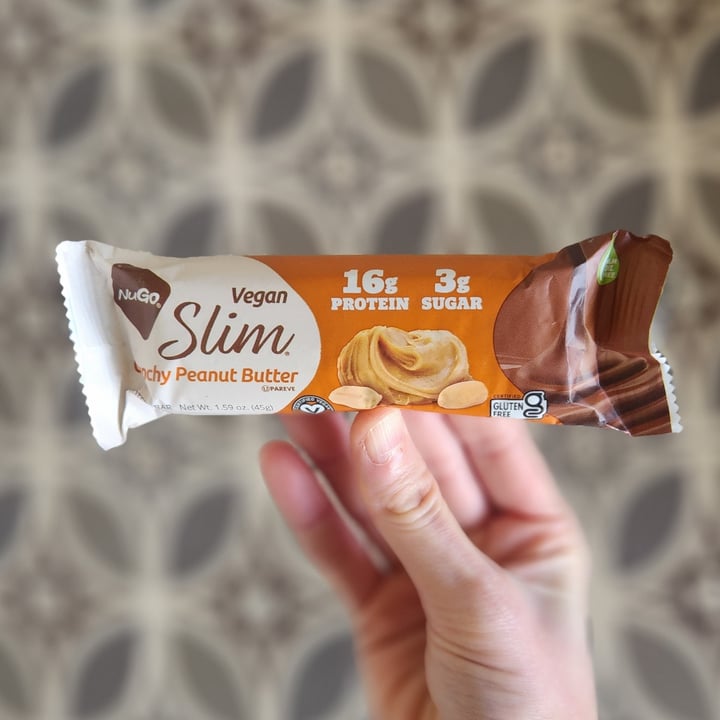 photo of NuGo Slim Crunchy Peanut Butter shared by @rosieb33 on  18 Mar 2023 - review