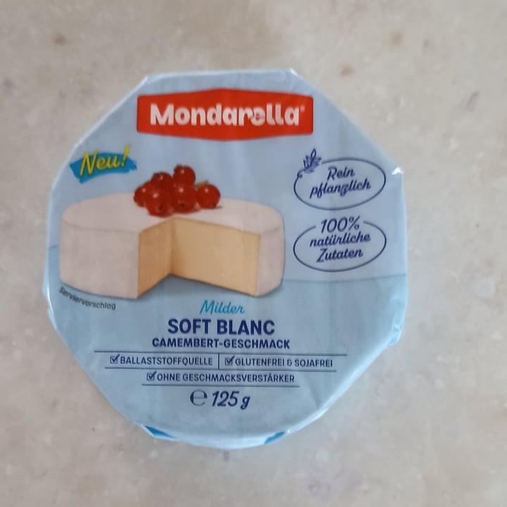 photo of Mondarella Milder Soft Blanc Camembert shared by @lasimo on  08 Aug 2023 - review