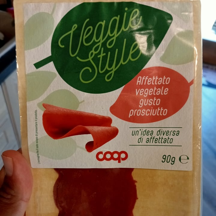 photo of Veggie Style (COOP) affettato vegetale gusto prosciutto shared by @tripparimugino on  06 May 2023 - review