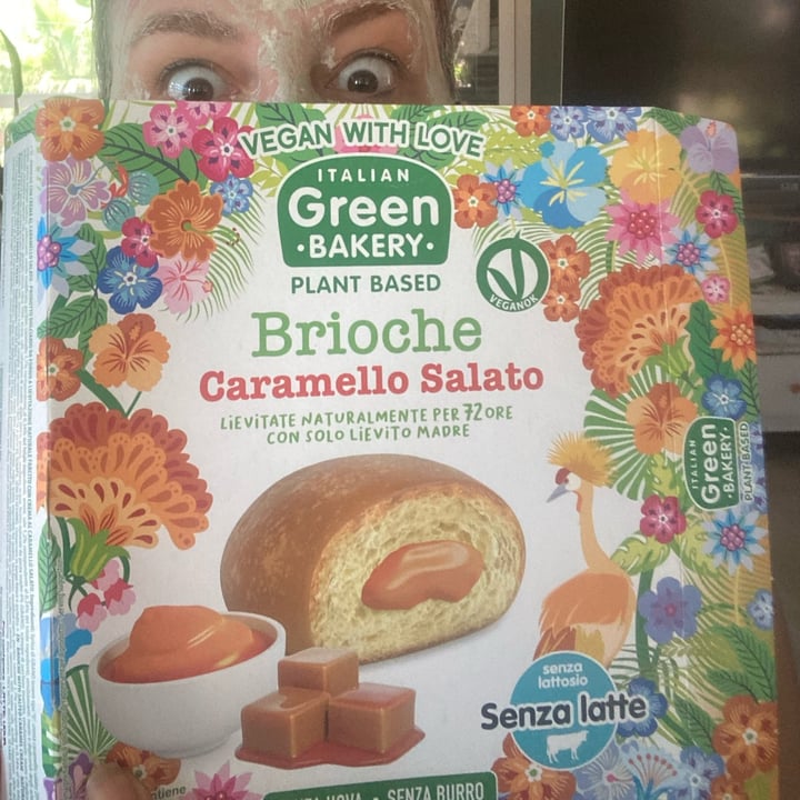 photo of italian green bakery Brioche Caramello Salato shared by @scucivola on  12 Jul 2023 - review