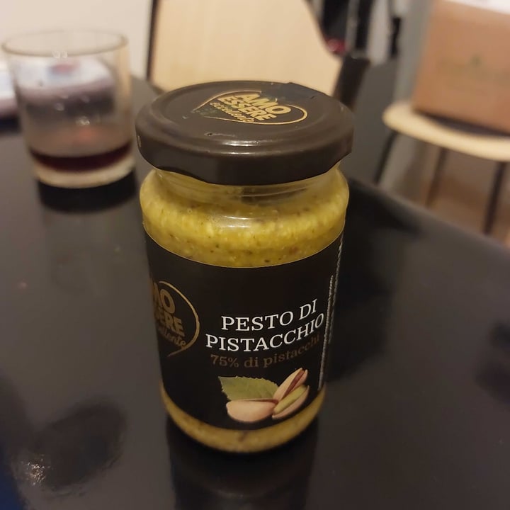 photo of amo essere eccellente Pesto Di Pistacchio shared by @lilythepuppet on  13 May 2023 - review