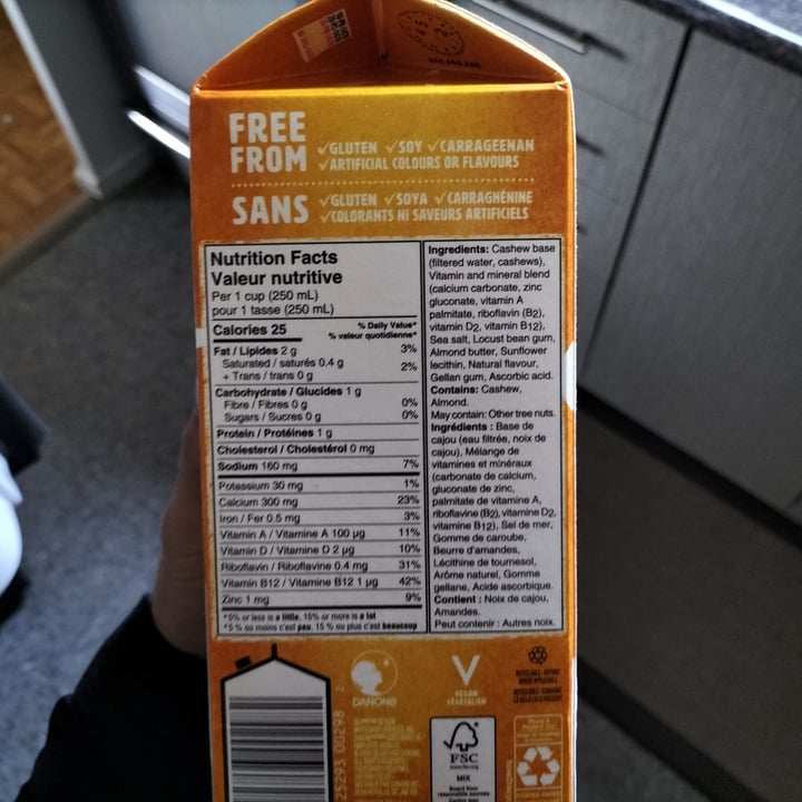 photo of Silk Cashew milk unsweetened shared by @urbanlicht on  24 Jun 2023 - review