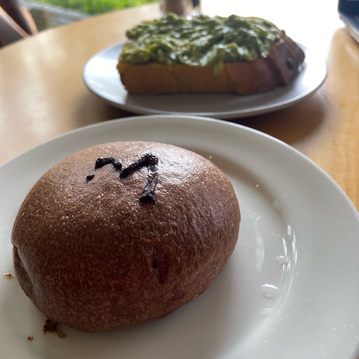 photo of slow bakes Chocolate Hazelnut Bun shared by @ypsssss on  18 May 2023 - review