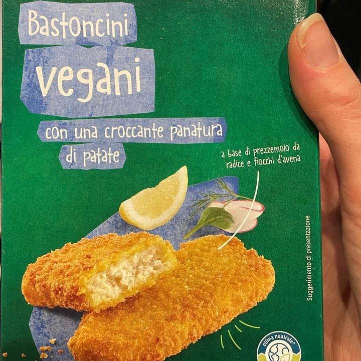 photo of Vemondo Bastoncini Vegani Con Una Croccante Panatura Di Patate shared by @eleonora88 on  25 Jan 2023 - review