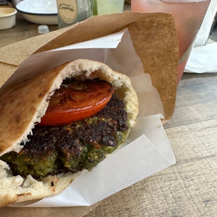 photo of Miznon Singapore Falafel Burger (Veganized) shared by @xmarcsthespot on  23 Nov 2022 - review