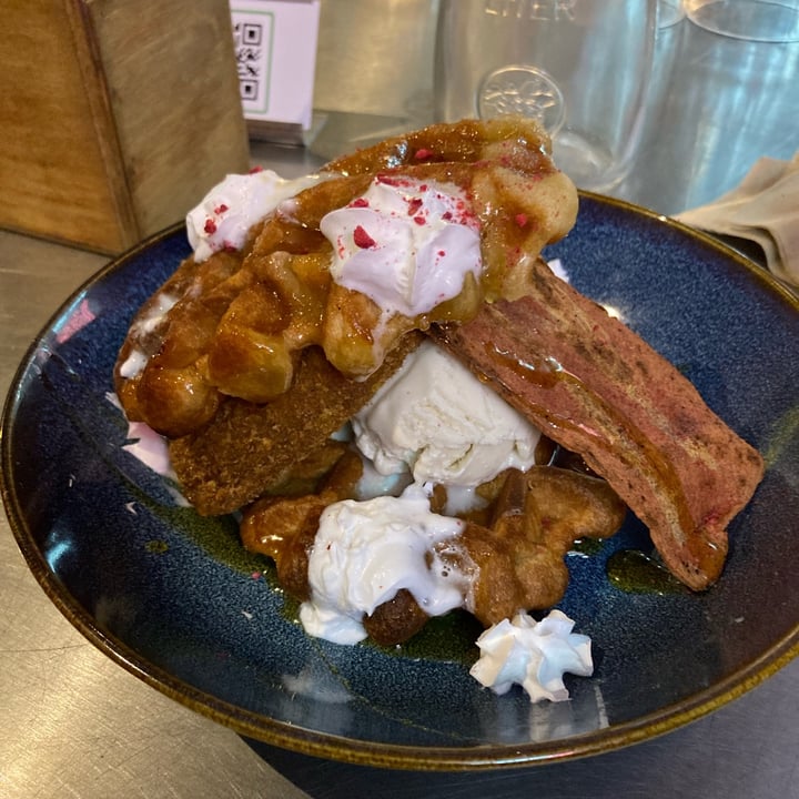 photo of Unity Diner Ice Cream Waffles shared by @rosemaryevanshughes on  22 Jan 2023 - review