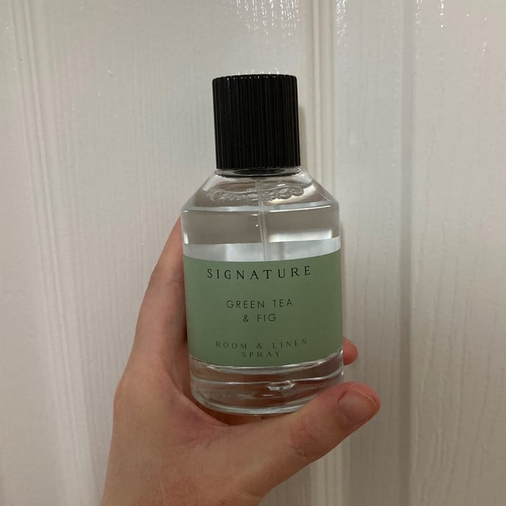 photo of M&S Home Signature - Green Tea & Fig (Room & Linen Spray) shared by @verypotato on  04 Jun 2023 - review