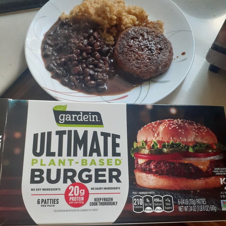 photo of Gardein Plant Based Ultimate Burger shared by @startingattheroots on  14 Apr 2023 - review