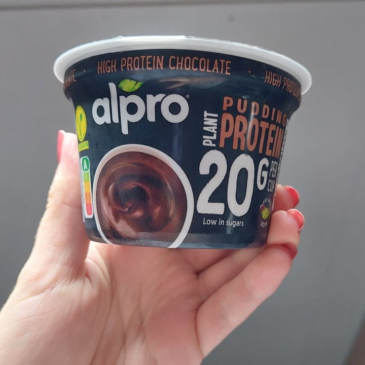 photo of Alpro dark chocolate plant protein pudding shared by @frendssnotfood on  04 Jul 2023 - review