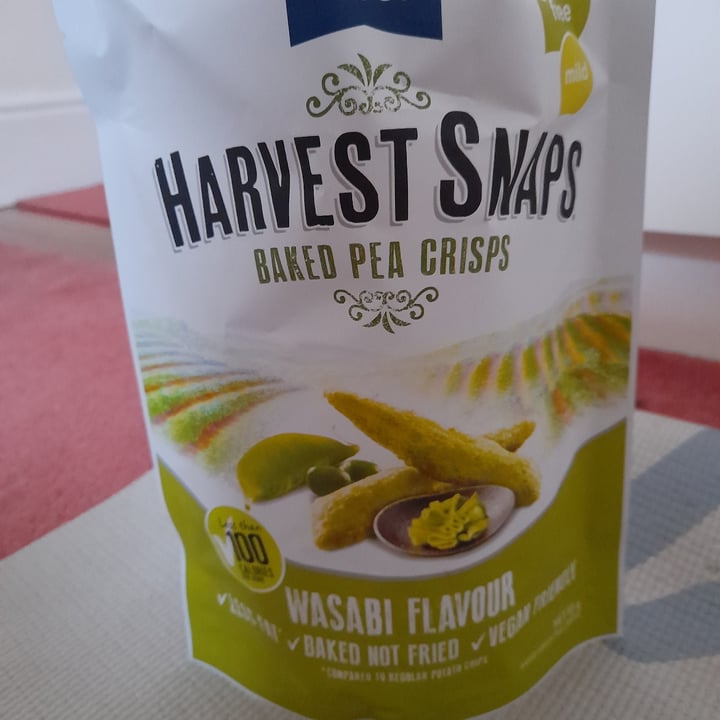 photo of Calbee Harvest Snaps Baked Pea Crisps Wasabi shared by @magdalenka on  06 Feb 2023 - review