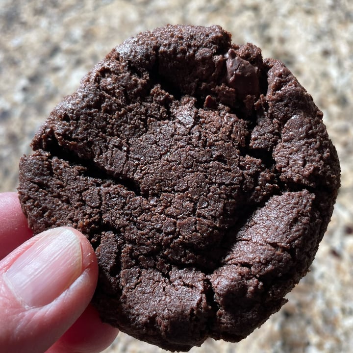 photo of Sweet Loren's Fudgy Brownie Cookie Dough shared by @veggietable on  12 Jan 2023 - review