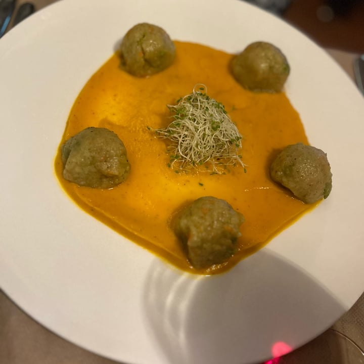 photo of Ristorante Flora Cappuccino Flora shared by @samjm on  04 Feb 2023 - review