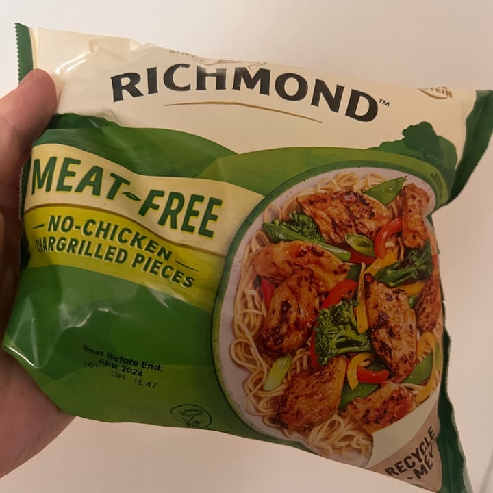 photo of Richmond Meat-free chargrilled no chicken pieces shared by @annaleitner on  23 Jun 2023 - review