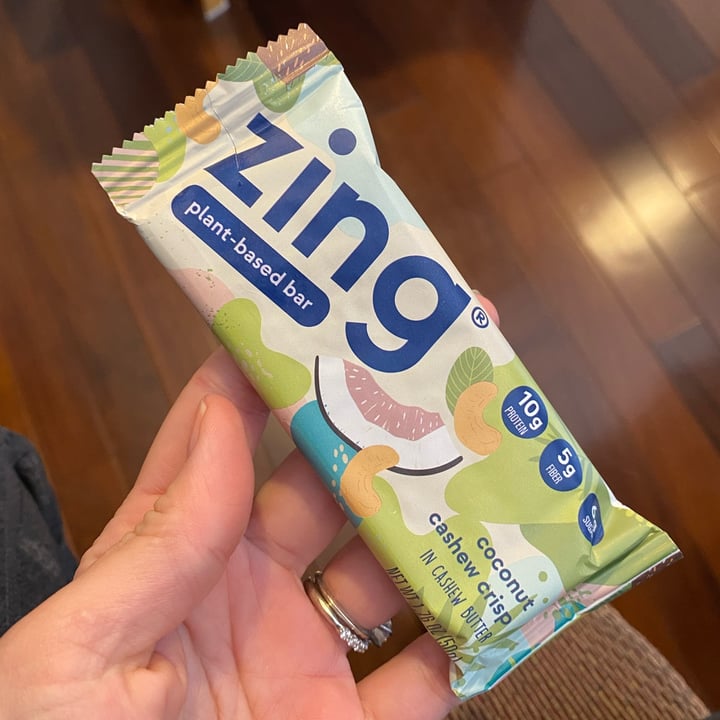 photo of Zing Coconut Cashew Crisp shared by @catniponly on  02 May 2023 - review