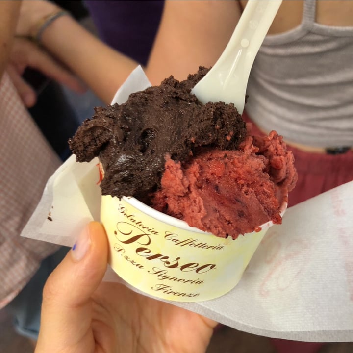 photo of Bar Perseo Gelato Fondente E Frutti Rossi shared by @frappa on  15 Aug 2023 - review