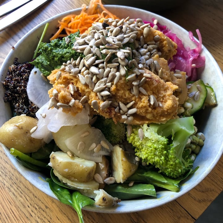 photo of Daily pot Vegan Bowl shared by @bessiebean on  21 Apr 2023 - review