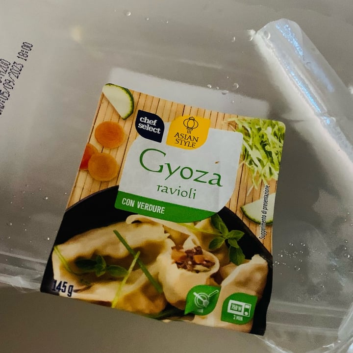 photo of asian style Gyoza Ravioli Con Verdure shared by @mariafrancesca on  04 Aug 2023 - review