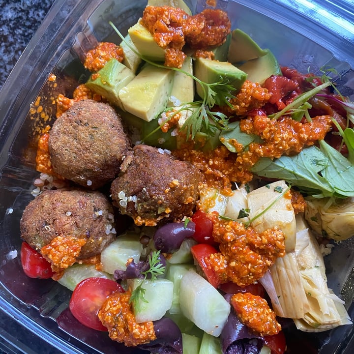 photo of Doppio Zero Bryanston pealafel bowl shared by @jackyvw on  03 Feb 2023 - review