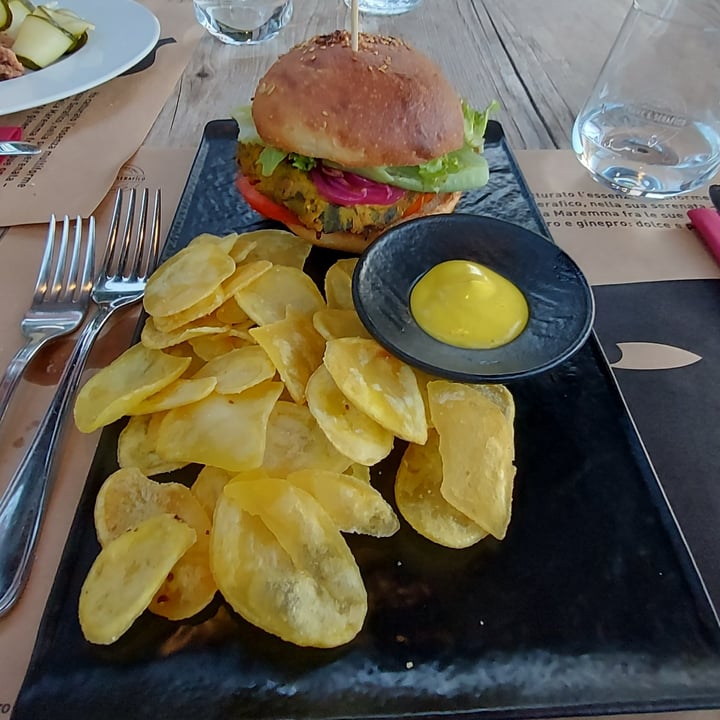 photo of Frank & Serafico Burger vegano shared by @nemorosa on  08 Aug 2023 - review