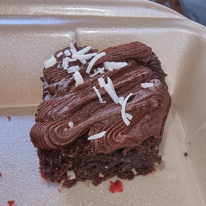 photo of El Vegano brownie con coco shared by @gabrielalyl on  05 Feb 2023 - review