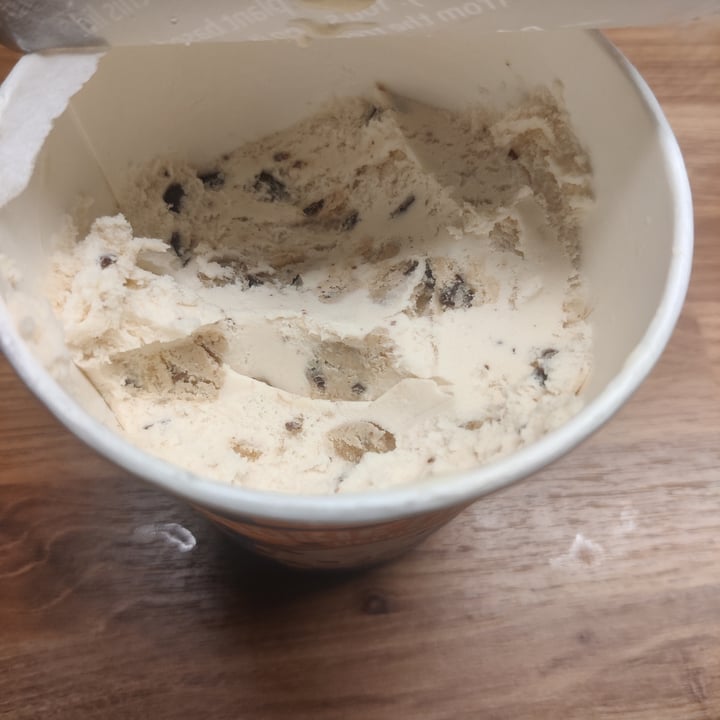 photo of Naturli' Cookie Dough Frozen Ice Dessert shared by @enkelvegan on  27 Apr 2023 - review