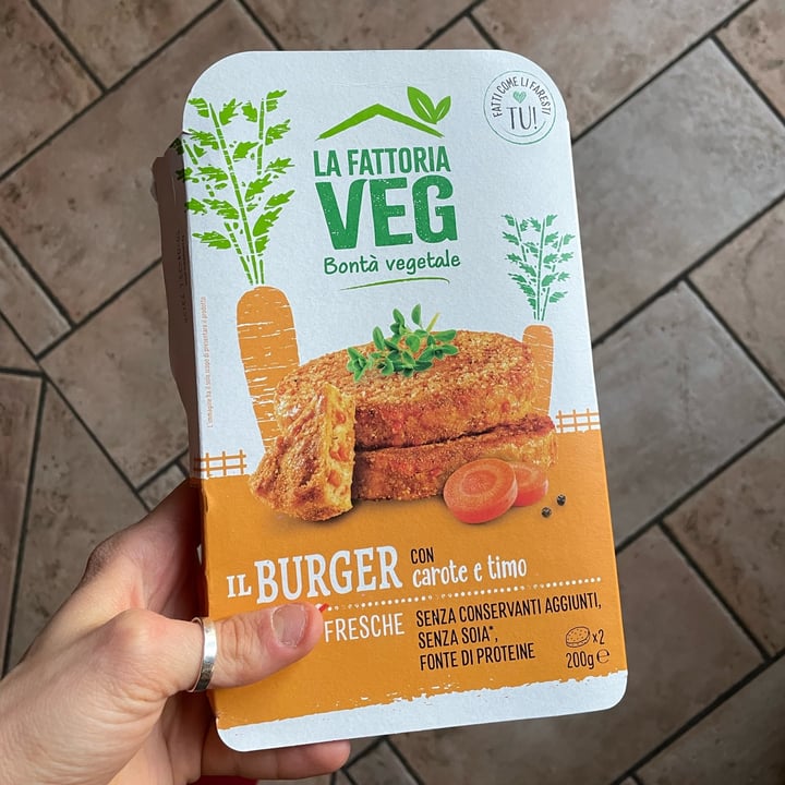photo of la fattoria veg burger carote e timo shared by @deme on  04 Apr 2023 - review
