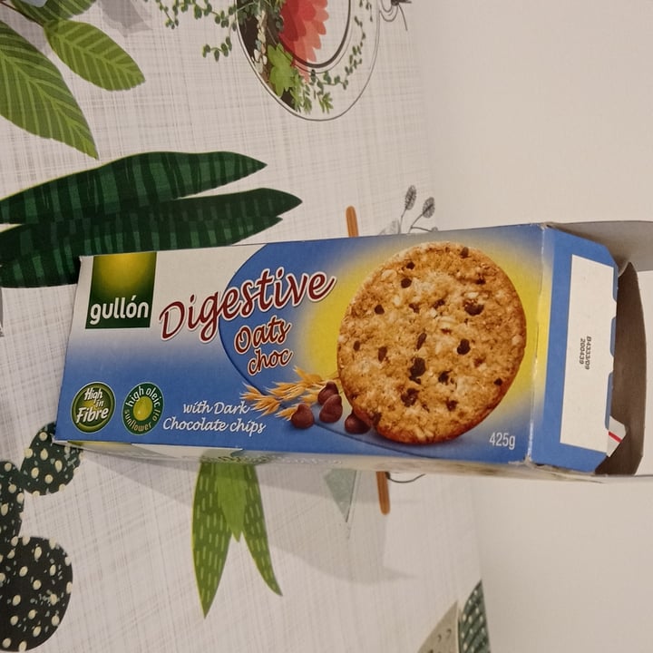 photo of Gullón Galletas avena Y Chocolate shared by @tintadecuervo on  16 Jul 2023 - review