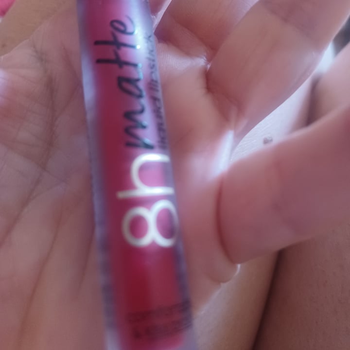 photo of Essence  Liquid lipstick stay 8h matte shared by @giovannamag on  21 Jun 2023 - review
