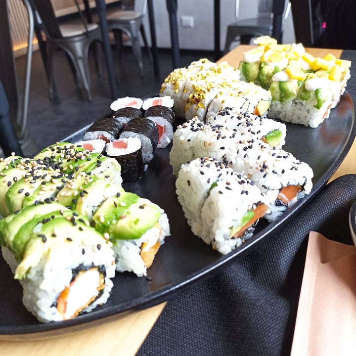 photo of Mun Sushi Bar - Roma Vegan Sushi shared by @elaura on  19 Mar 2023 - review