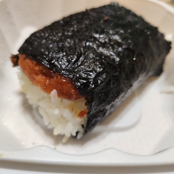 photo of Kau Kau Vegan Spam Musubi shared by @mikekenn on  28 Feb 2023 - review