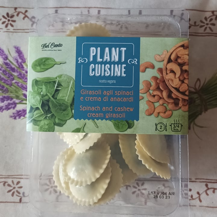 photo of plant cuisine Girasoli agli spinaci con crema di anacardi shared by @valeluce85 on  27 Feb 2023 - review