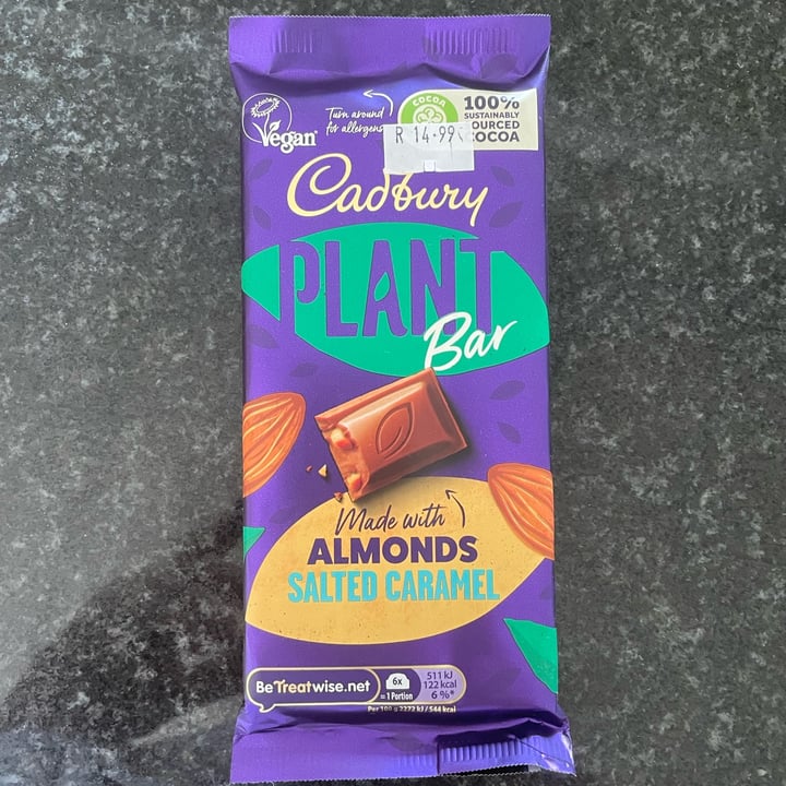photo of Cadbury Almond Plant Bar shared by @caittyler on  19 Mar 2023 - review