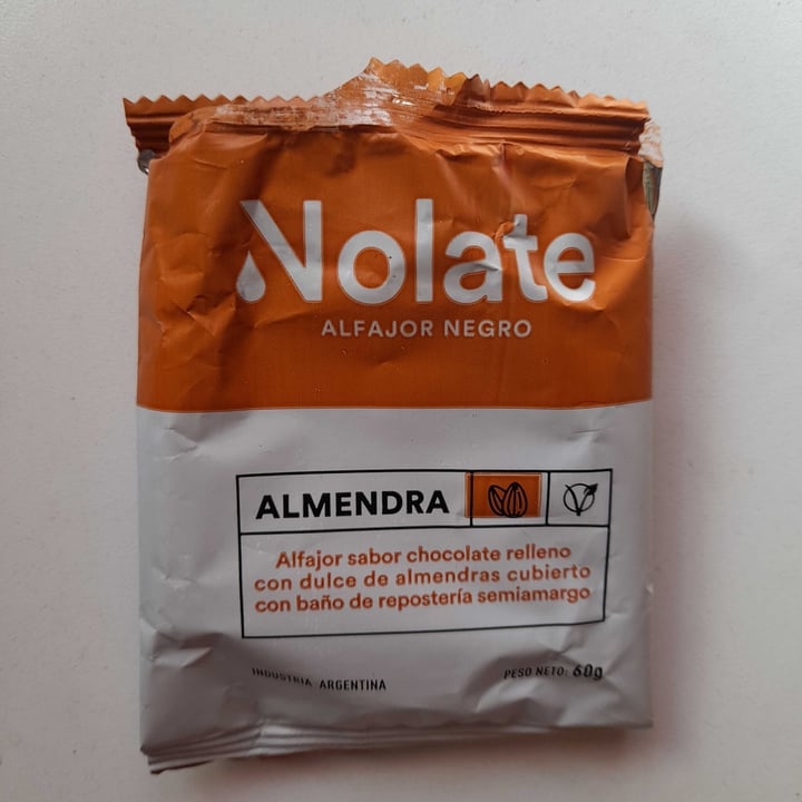 photo of Nolate Alfajor Sabor Chocolate Relleno Con Dulce De Almendras shared by @paauvegan on  17 Jul 2023 - review