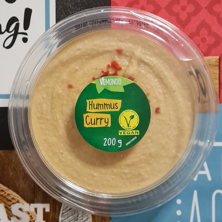 photo of Vemondo Hummus Curry shared by @pizzarossa on  12 Jan 2023 - review