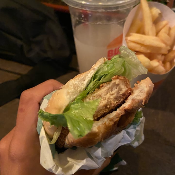 photo of Burger King king vegetal shared by @laritaveganita on  12 Jan 2023 - review