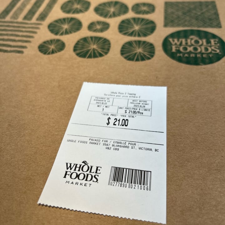 photo of Whole Foods Market Vegan Pizza shared by @martay2003 on  22 Apr 2023 - review
