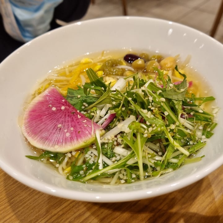 photo of T's TanTan - Tokyo Station Keiyo Street Japanese Yuzu Ramen ゆず野菜ラーメン shared by @imreiko on  10 Jun 2023 - review