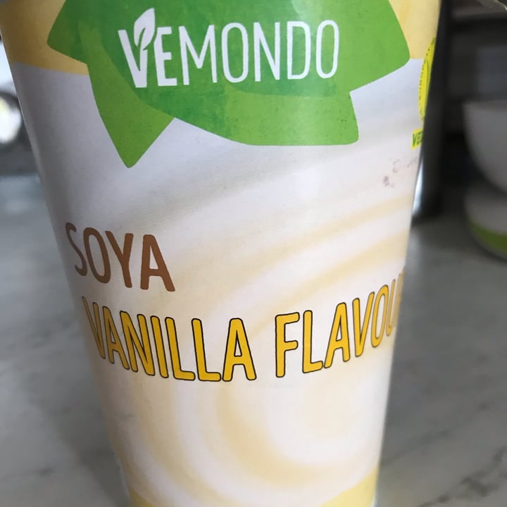 photo of Vemondo Yogurt vanilla flavour shared by @frazazie on  01 May 2023 - review