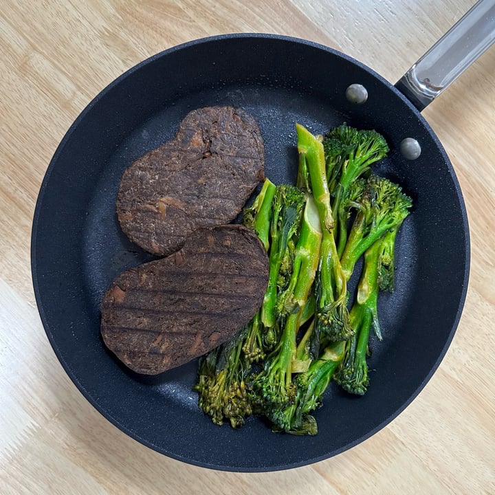 photo of Green Rebel Foods Green Rebel Steak shared by @dafnelately on  05 May 2023 - review