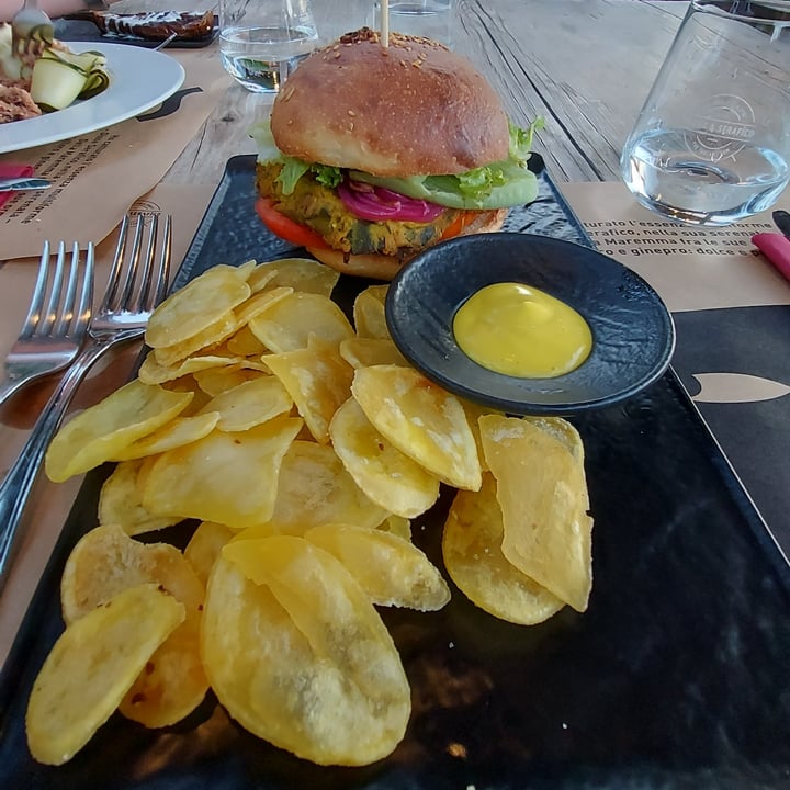 photo of Frank & Serafico Burger vegano shared by @nemorosa on  08 Aug 2023 - review