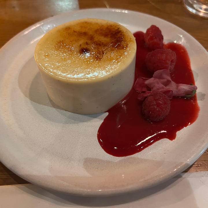 photo of Mildreds Kings Cross Crème Brûlé shared by @ana7 on  23 Apr 2023 - review